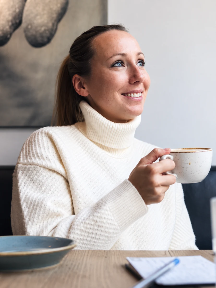 Mareike Menzfeld, Service und Organisation bei FRONTELIER